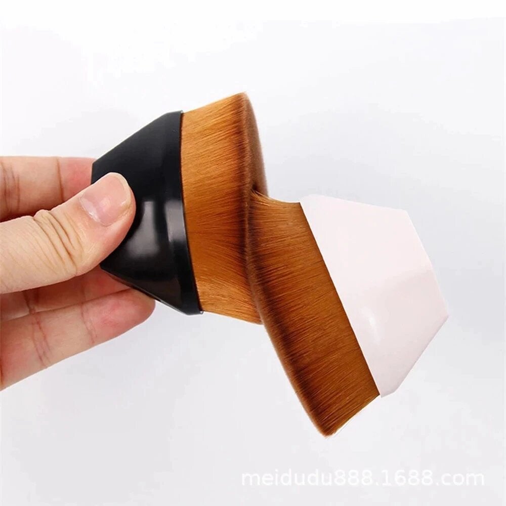 High Density Makeup Foundation Brush showing dual-color bristles and ergonomic design for effective makeup application.