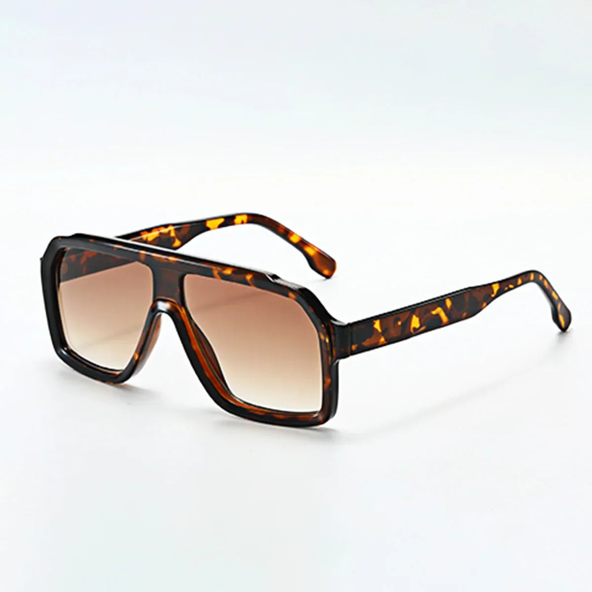 Raven Retro Sunglasses Vintage UV Protection Eyewear with tortoiseshell frame and gradient lenses.