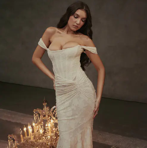 Fashion Off-Shoulder Tube Top Fishtail Dress showcased by a model, highlighting elegance and stylish design.